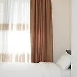 Lindi's 8/4 Tirana