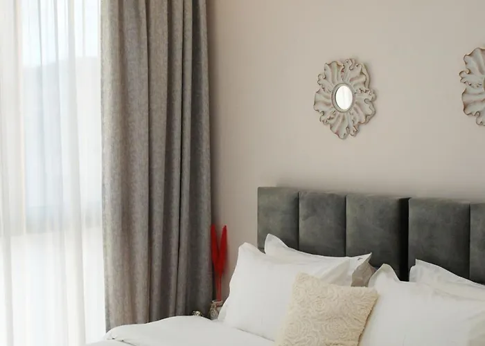 Apartament Lindi's 8/4