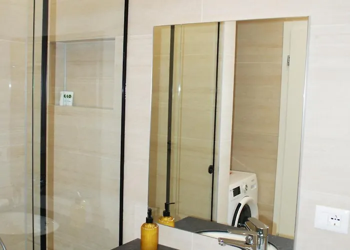 Lindi's 8/4 Lejlighed Tirana