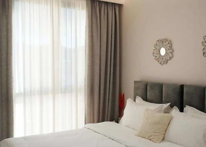 Apartament Lindi's 8/4